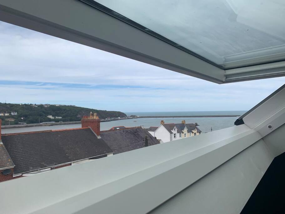 No 11, Fishguard, Ideal For Beach, Coastal Path And Town! エクステリア 写真